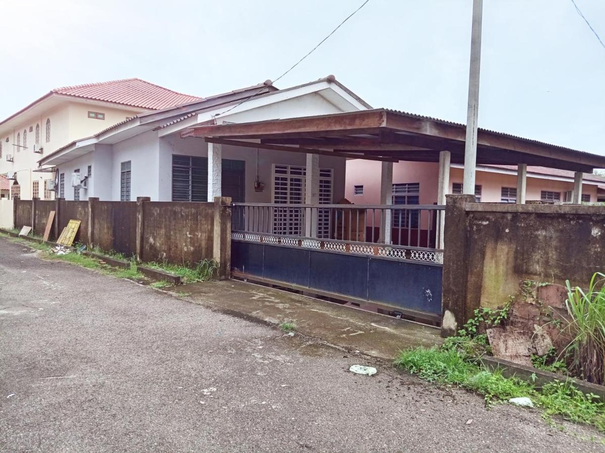 Homestay Wan Z Kuala Terengganu Bagian luar foto